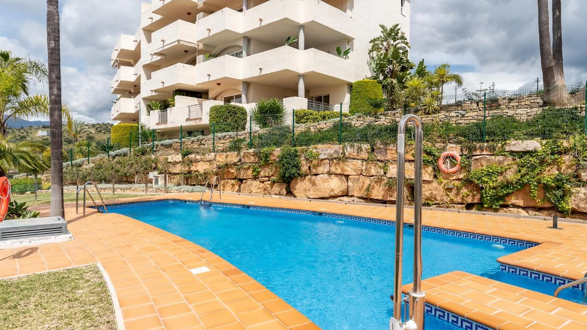 Ct 366 - Faro'S Silent Dream In Elviria - Marbella Apartment